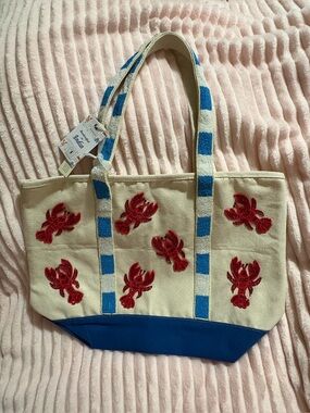 Beaded Canvas Tote with Red Lobster   NWT

LIMITED TIME AVAILABILITY